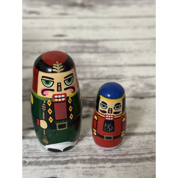 Hand Painted Christmas Nutcracker Nesting Dolls 5 Pc - Picture 6 of 13